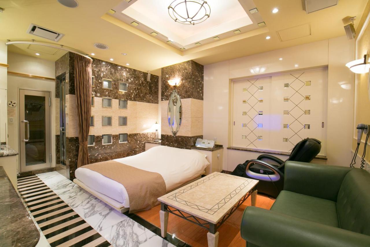 Hotel D-Wave Shinjuku（Adult Only) طوكيو المظهر الخارجي الصورة
